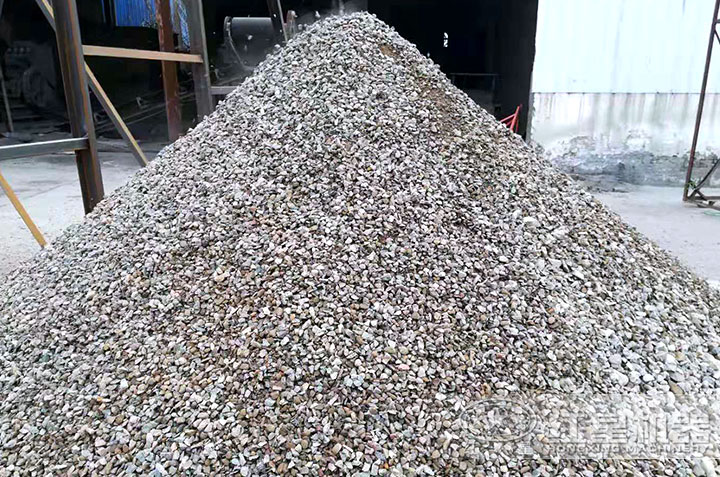 PCZ型重錘式破碎機(jī)客戶(hù)現(xiàn)場(chǎng)